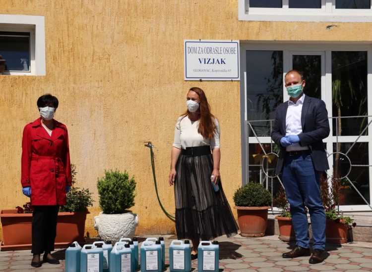 Donacija dezinficijensa privatnim domovima socijalne skrbi, udomiteljskim obiteljima te obrtima za čuvanje djece