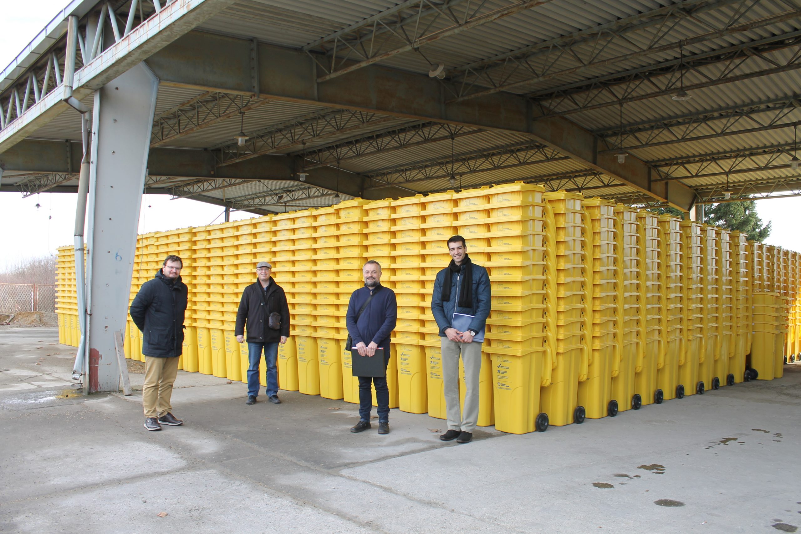 Građani Koprivnice dobit će žute kante za odvojeno prikupljanje otpadne plastike, uskoro kreće podjela