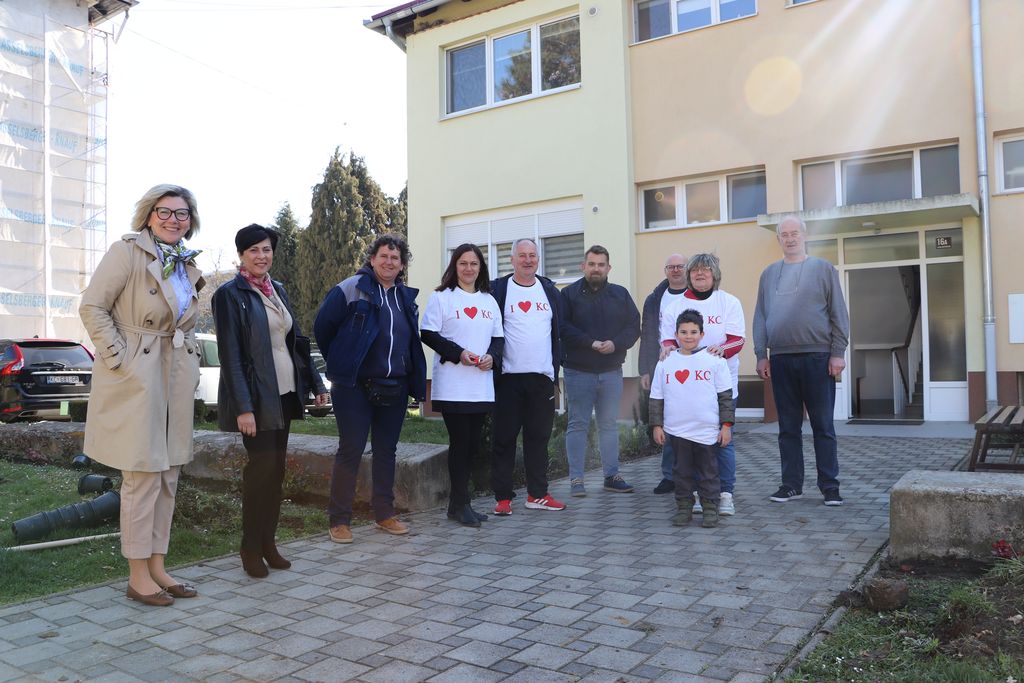 Na inicijativu stanara uređena javna površina u Meštrovićevoj ulici