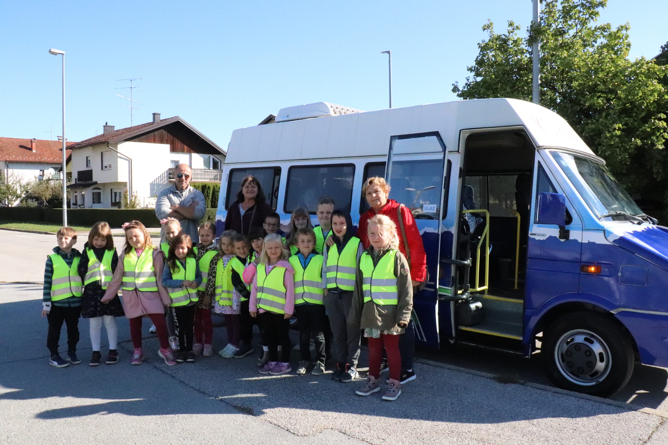 U sklopu Europskog tjedna mobilnosti skupina Kapljice razgledavala grad BusKom