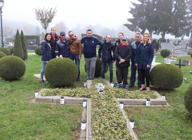 Reciklirani lampioni za blagdan Svih svetih krasit će Gradsko groblje
