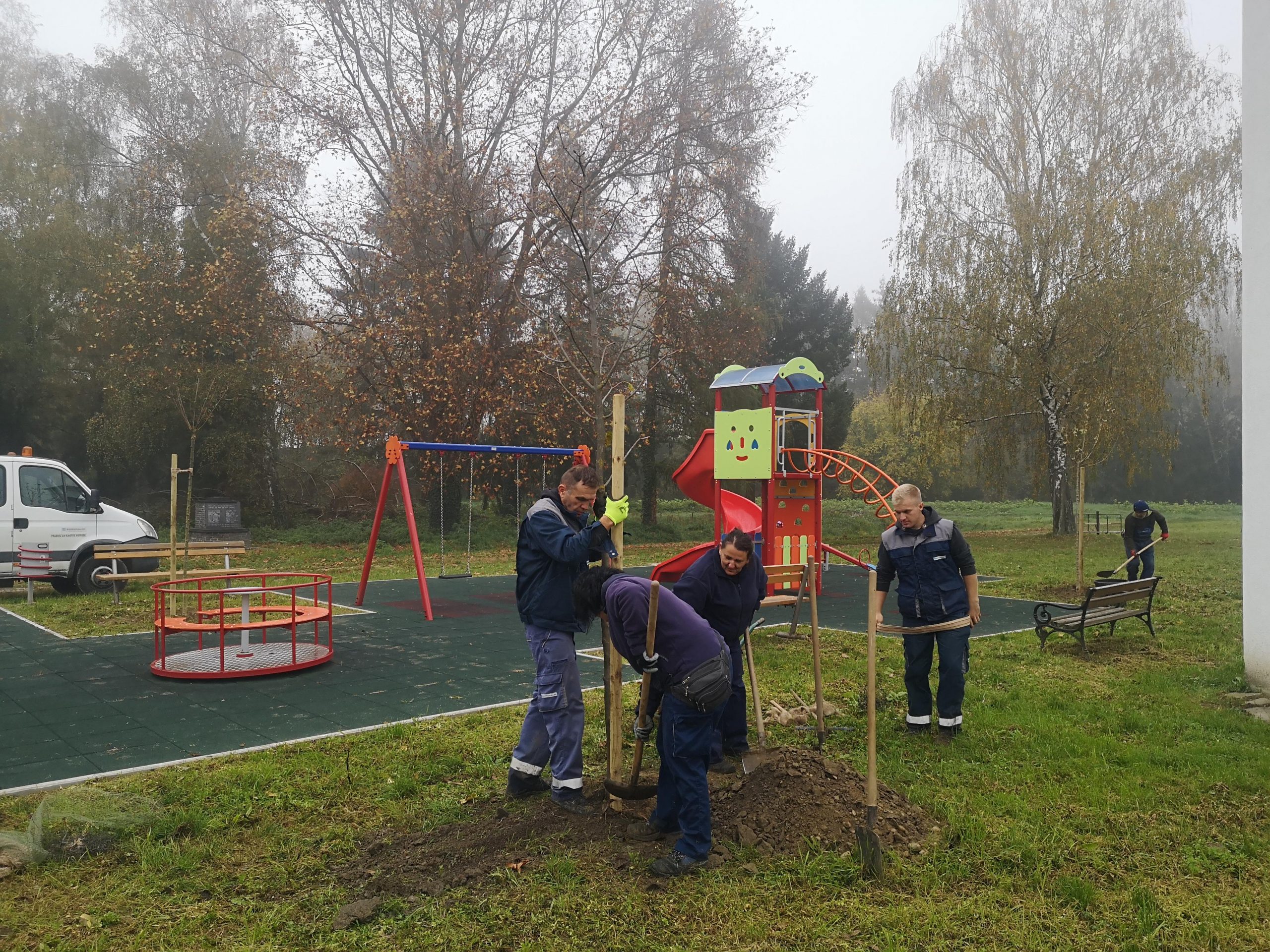 U Novigradu Podravskom zasadili zelenilo na dječjim igralištima