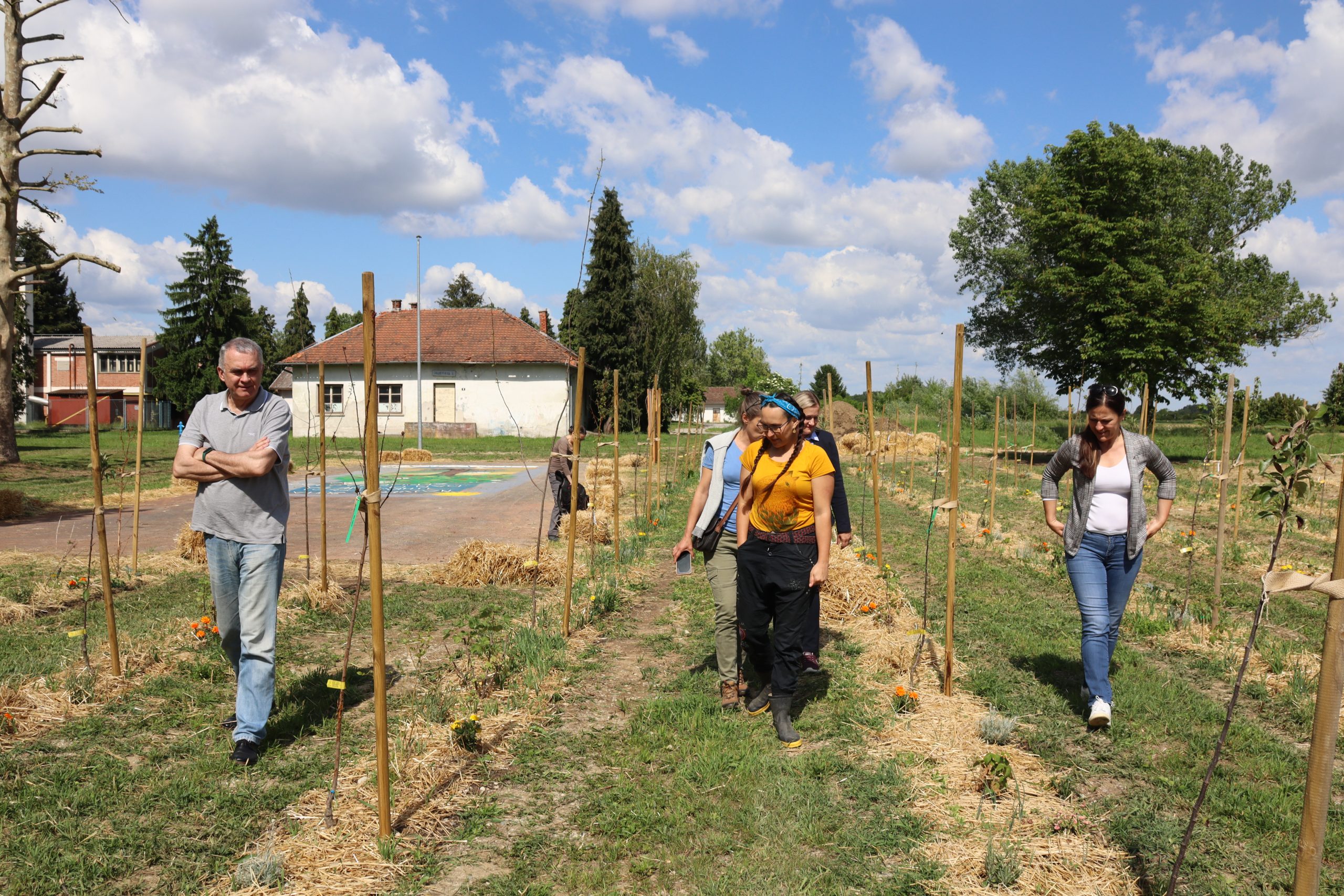 Koprivničke šume hrane posjetili predstavnici udruge Hrvatska permakultura