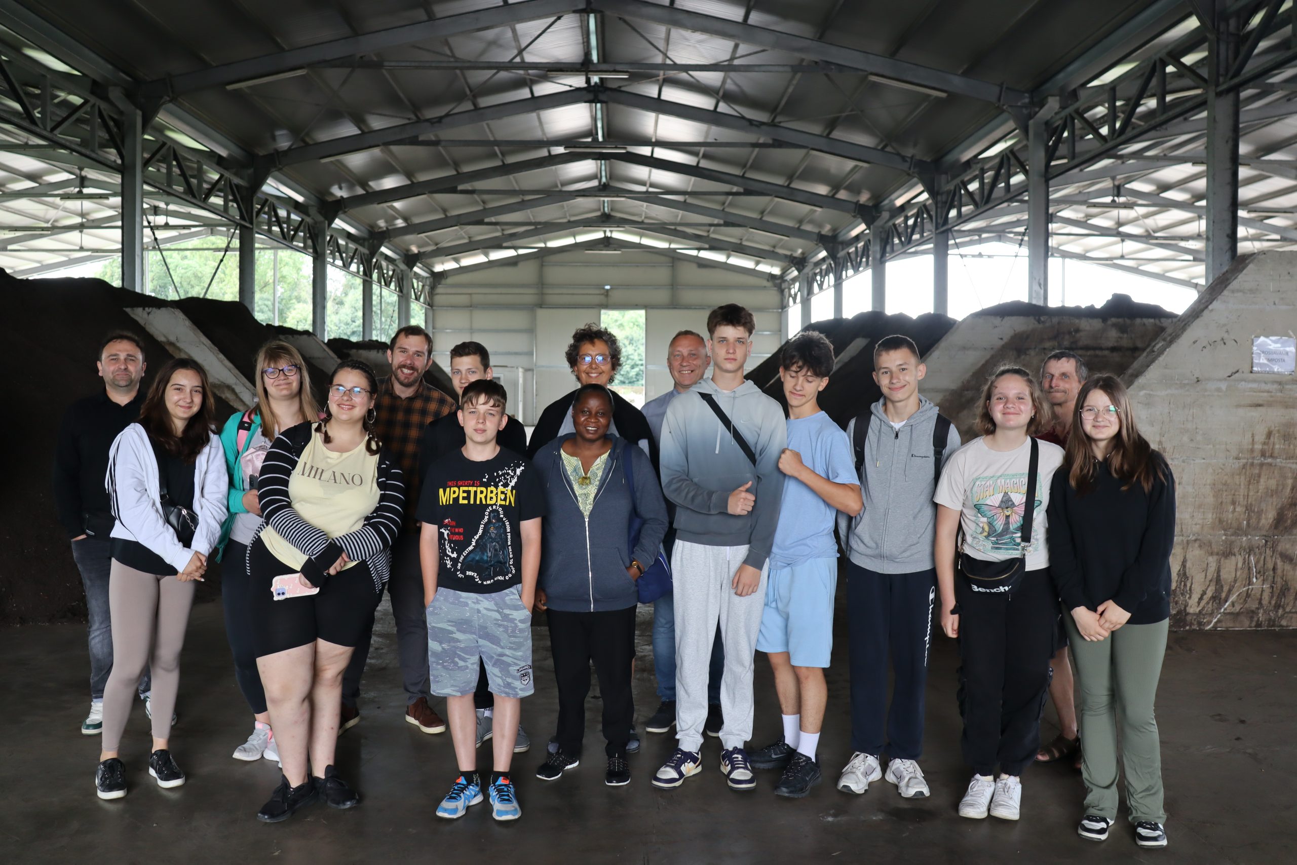 Učenici OŠ „Fran Koncelak“ Drnje i učenici iz Mađarske posjetili Kompostanu