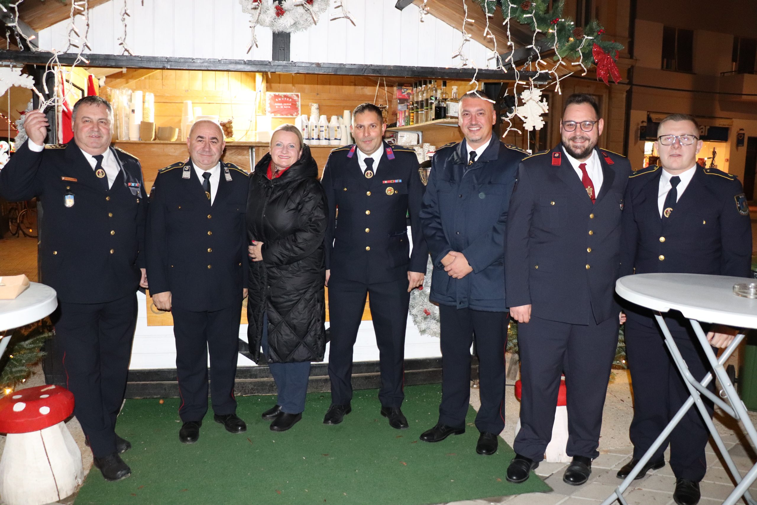 Glavni vatrogasni zapovjednik Tucaković sa suradnicima posjetio Koprivničku bajku i Smutek