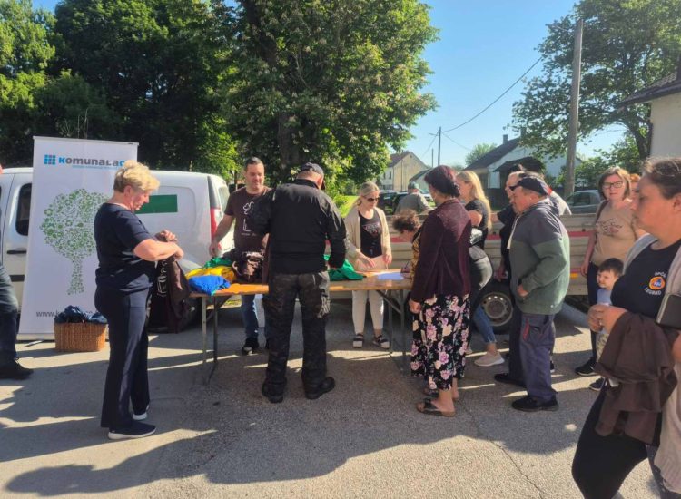Podjela komposta iz Kompostane Herešin mještanima Legrada u povodu Dana Komunalca