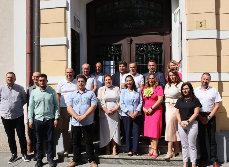 Komunalac partner u projektu “Besplatne bilježnice za osnovnoškolce” u županijskim školama