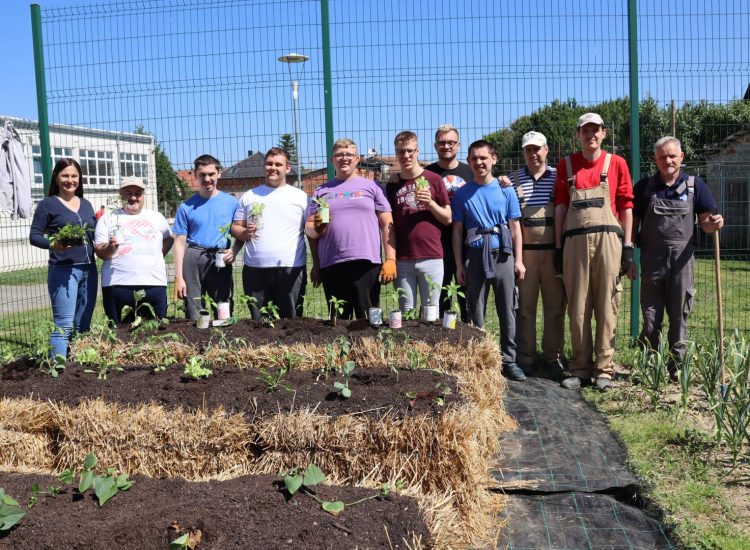 COOR Podravsko sunce uz pomoć Komunalca osvojio titulu najljepšeg školskog vrta u Hrvatskoj
