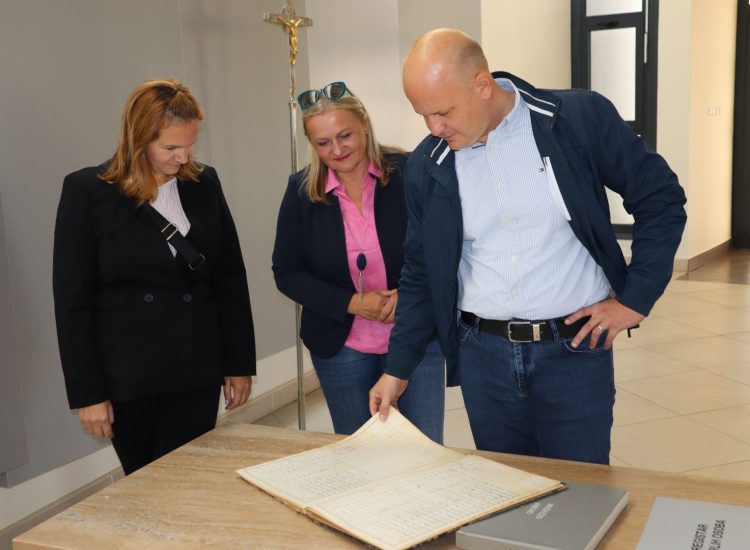 Stručni skup „Koprivnička groblja“ održan u prostoru Gradskog groblja „Pri Sv. Duhu“