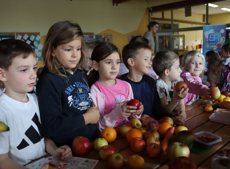 Smutek sudjelovao u projektu Zdravog doručka u OŠ Braća Radić