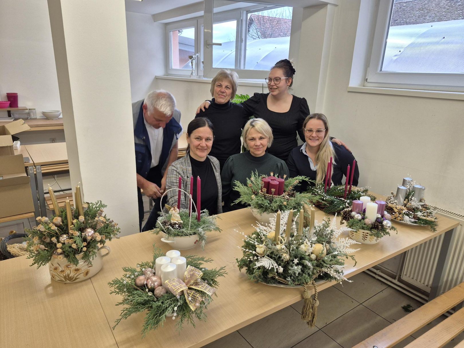 Radionica adventskih aranžmana u kreativnom i održivom tonu