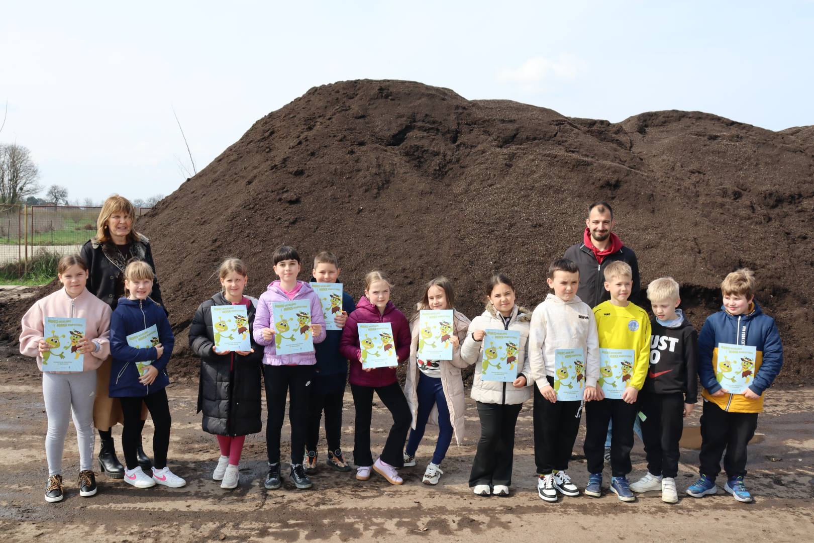 Školarci obilježili Svjetski dan recikliranja posjetom Kompostani Herešin