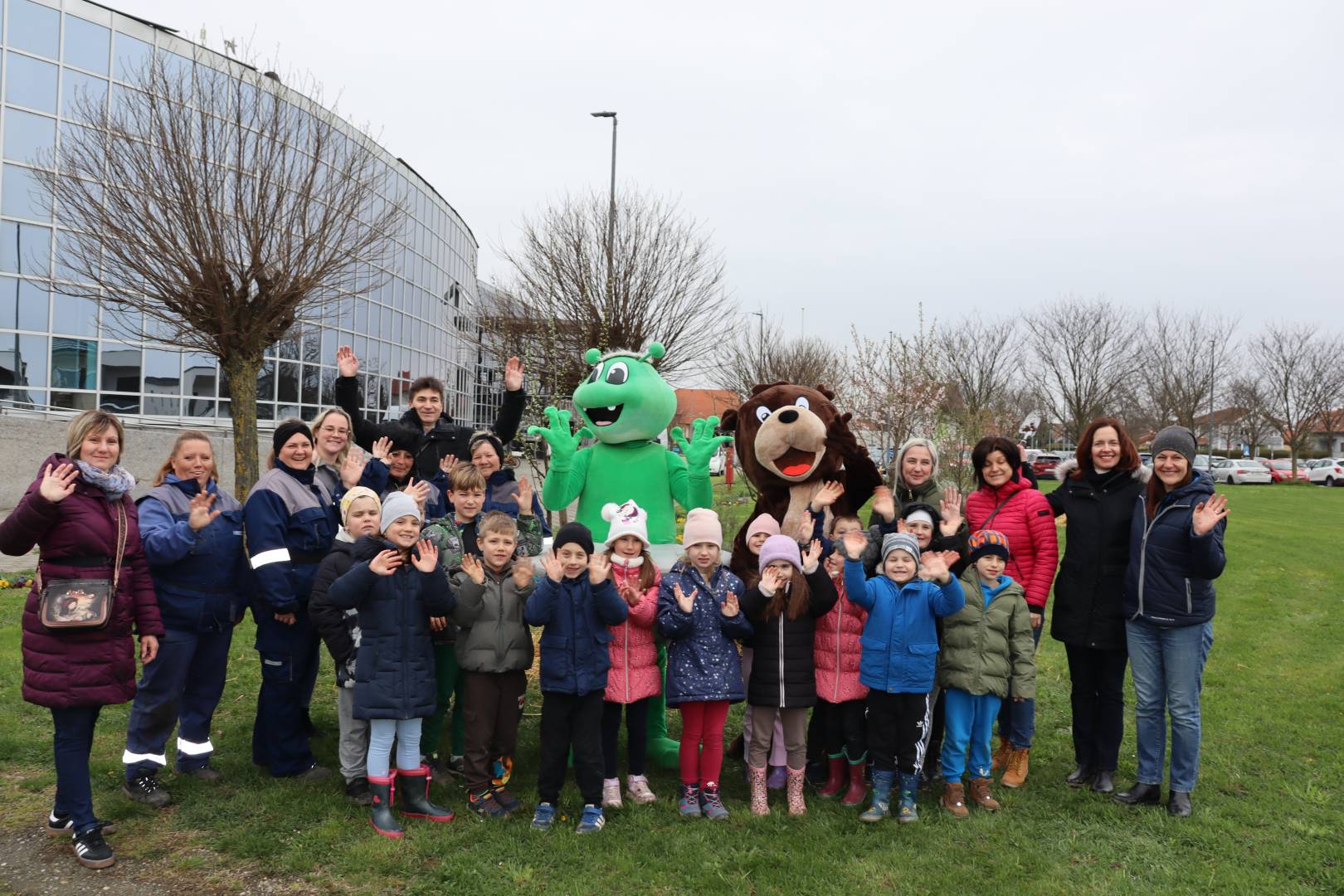 Podravka i Komunalac revitalizirali Šumu hrane kod Cerina i obilježili Sat za planet Zemlju
