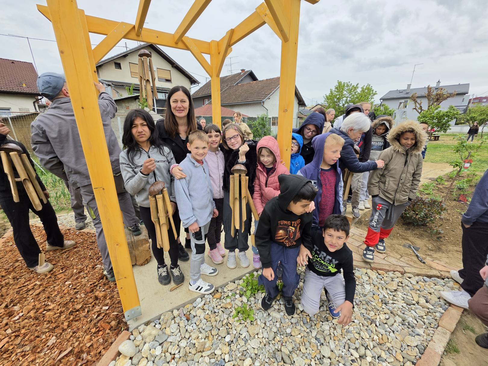 U sklopu Dana Komunalca uređen senzorni vrt u COOR Podravsko sunce