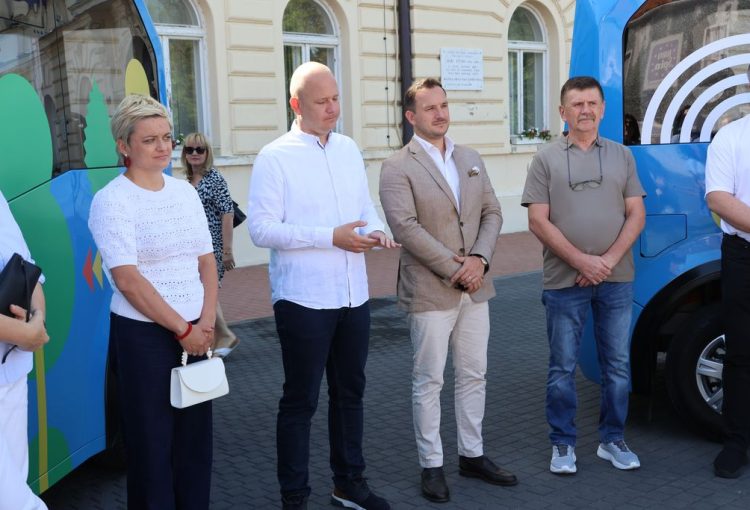 Bus Ko pocetna konferencija 2026
