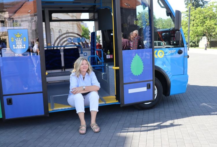 Bus Ko pocetna konferencija 2026