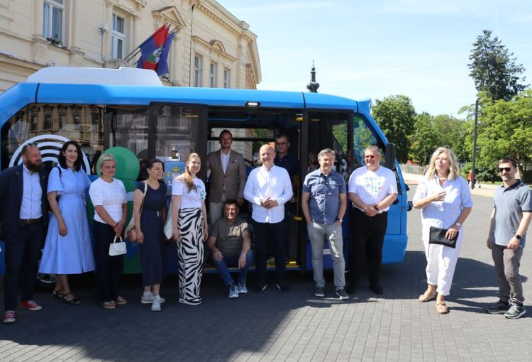 Bus Ko pocetna konferencija 2026