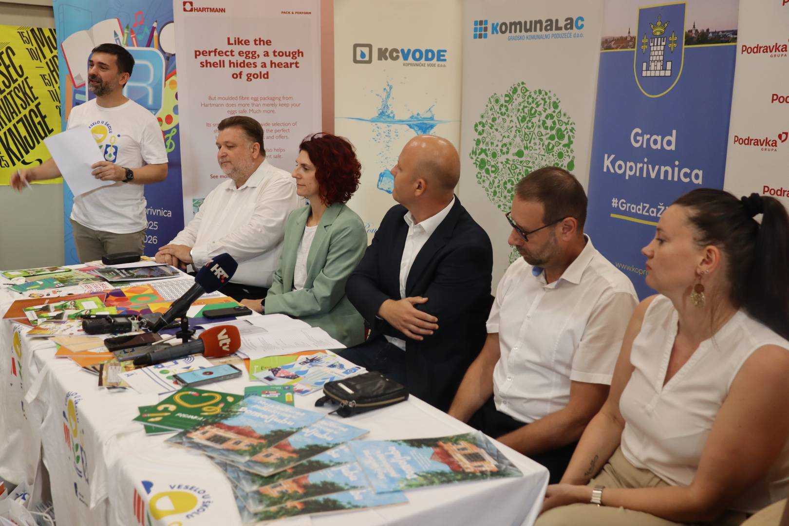 Komunalac već 20 godina dio projekta „Veselo u školu“:  Besplatne bilježnice za sve koprivničke osnovnoškolce